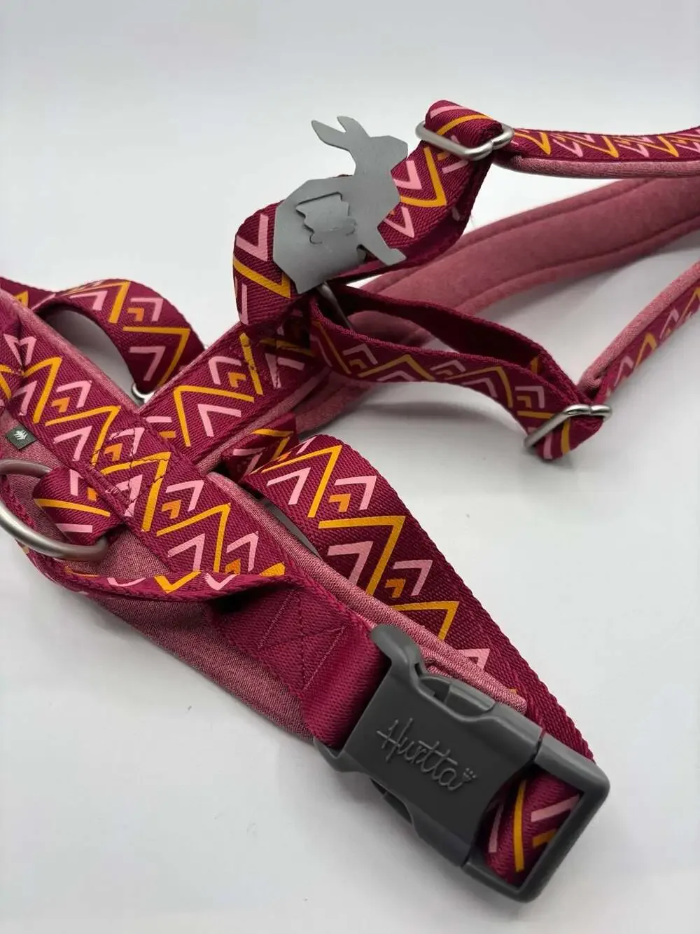 Hurtta Razzle-Dazzle Padded Y-Harness in Beetroot, Size 80-100 cm